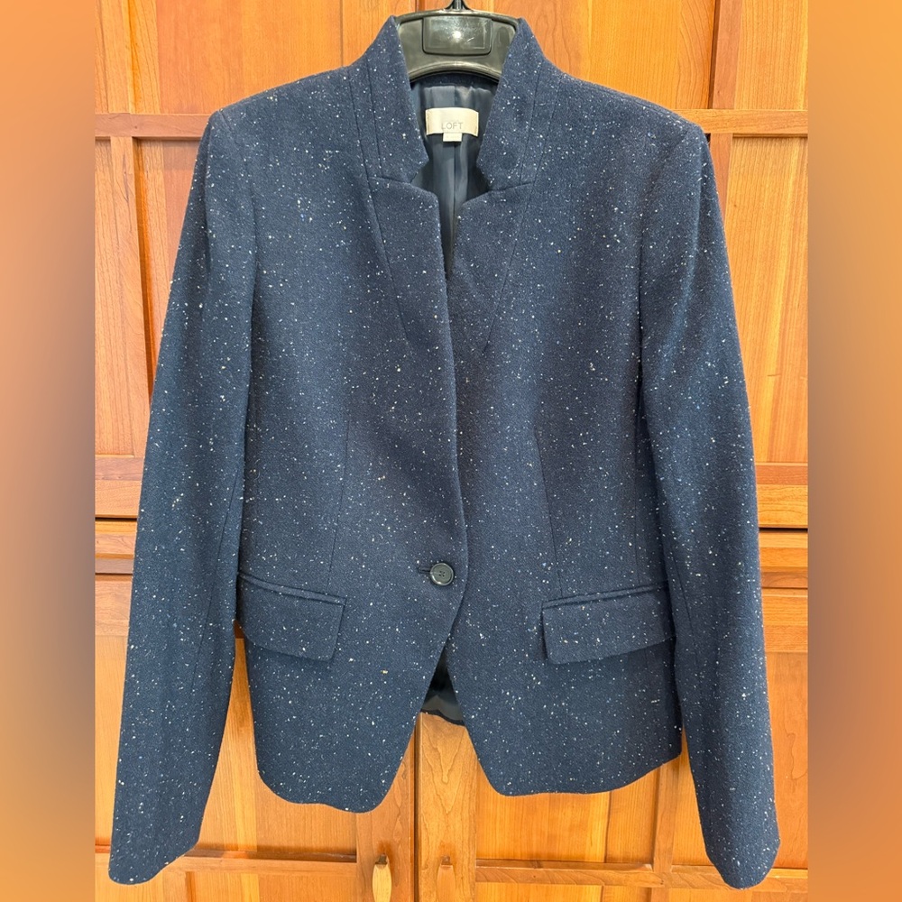 Ann Taylor Loft navy speckled suit jacket